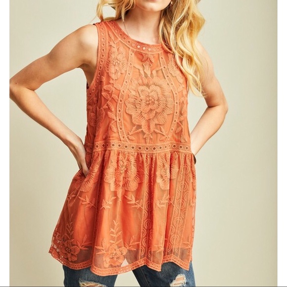 Floral Embroidered Eyelet Babydoll Sleeveless Top - Picture 3 of 8